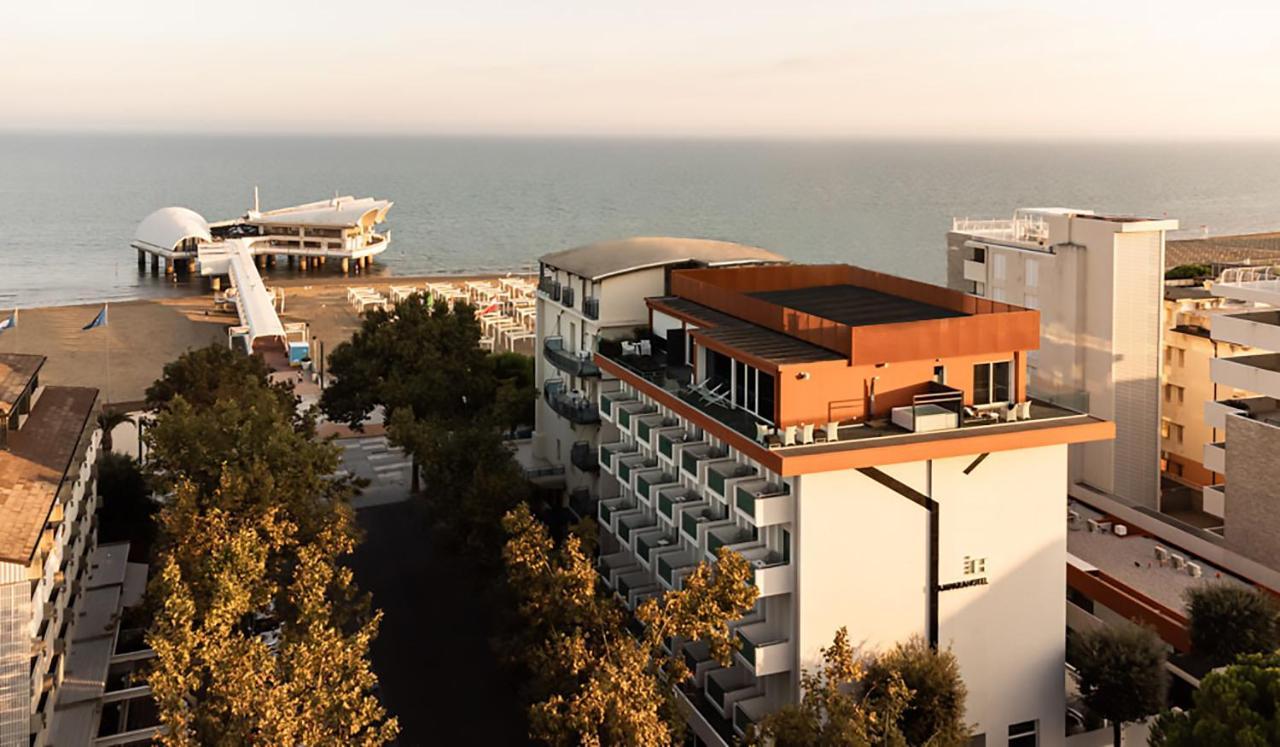 Hotel Lampara Ліньяно-Сабб'ядоро Екстер'єр фото